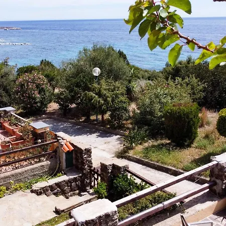 Casa Sulla Spiaggia Beach Steps To Beach דירה